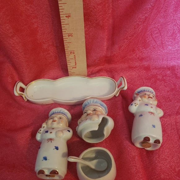 Vintage Baker Chef Salt/Pepper/Mustard Set with Tray - Picture 5 of 6